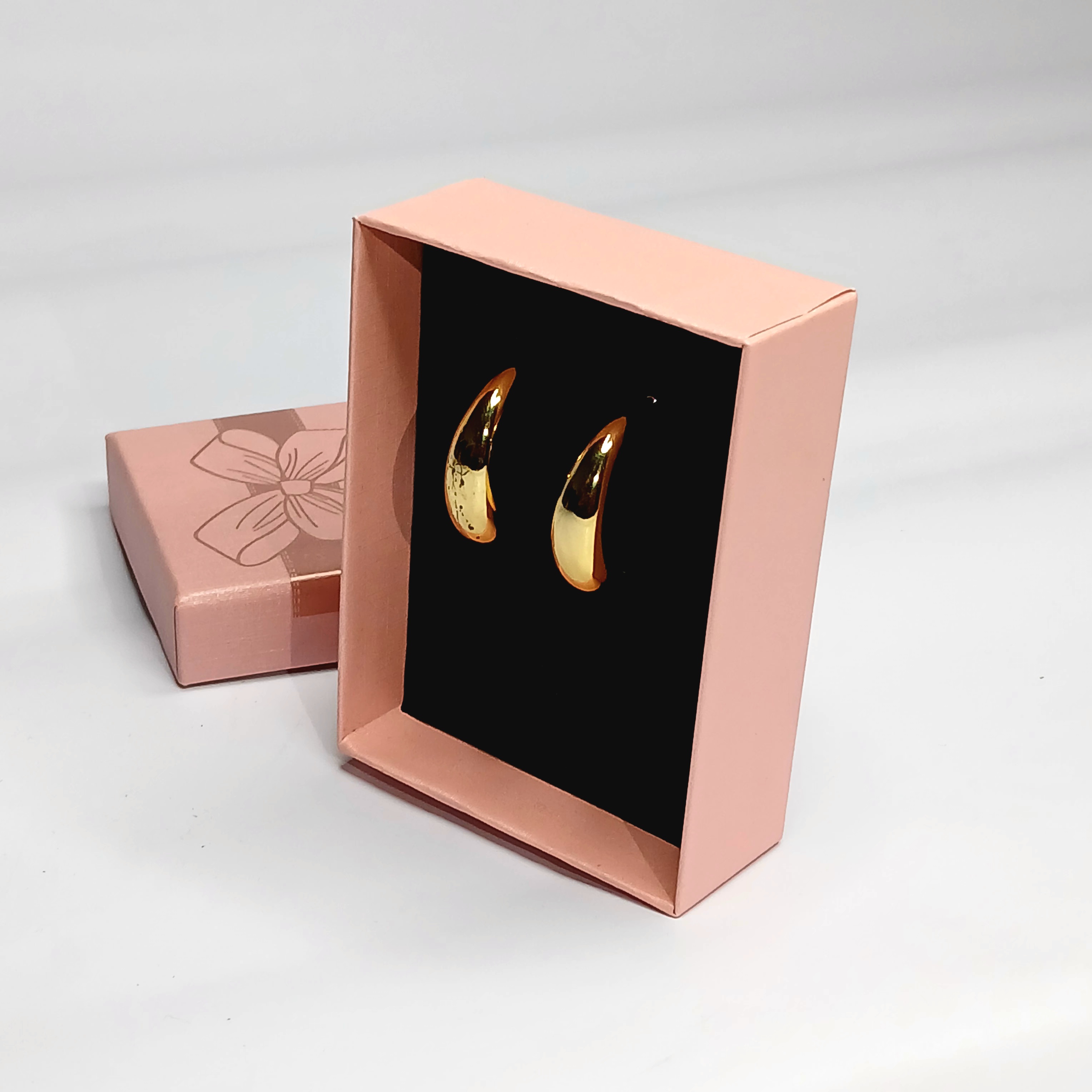 Ellegant Gold Hoop Earrings - Thumbnail 5