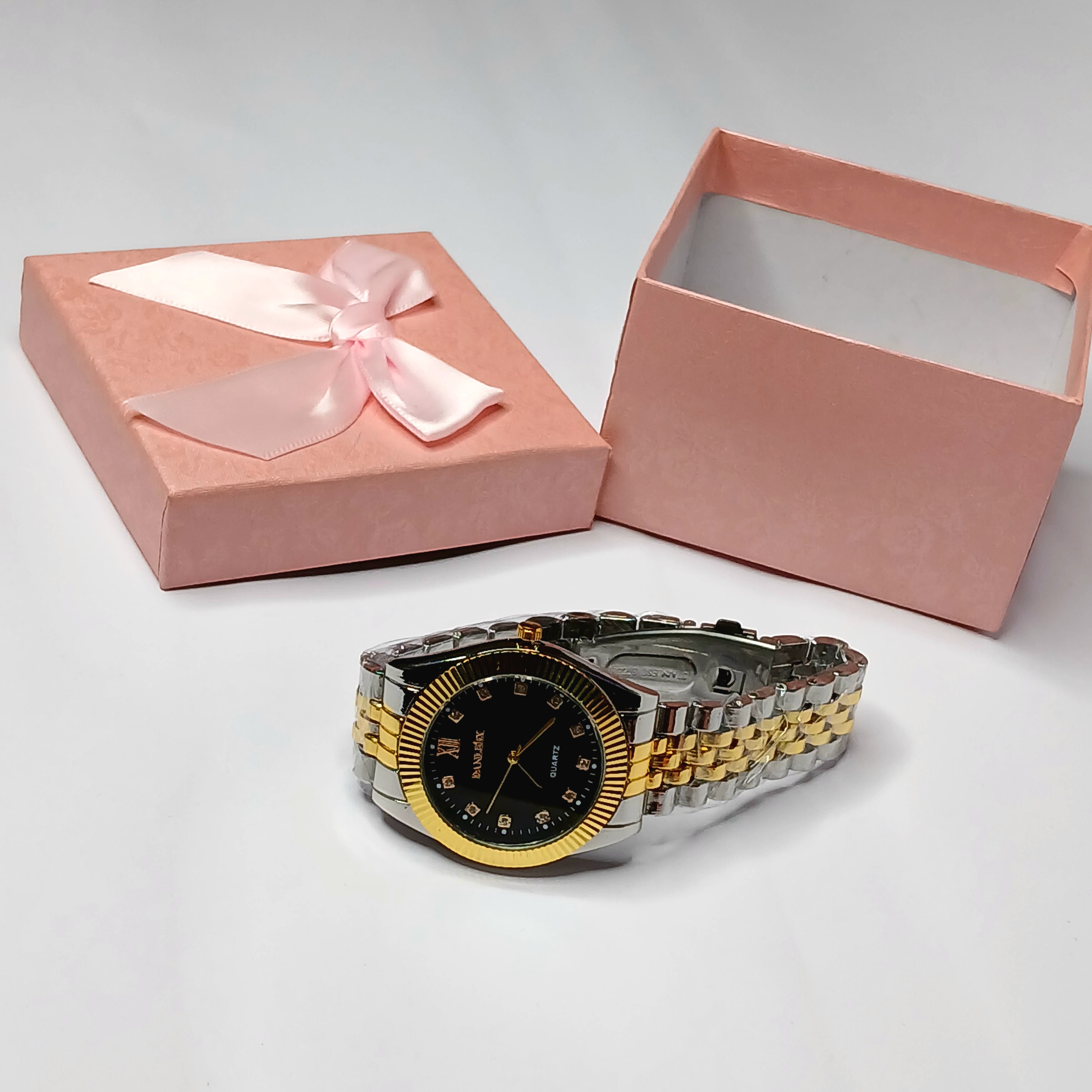 Exquisite GoldWatch - Thumbnail 4