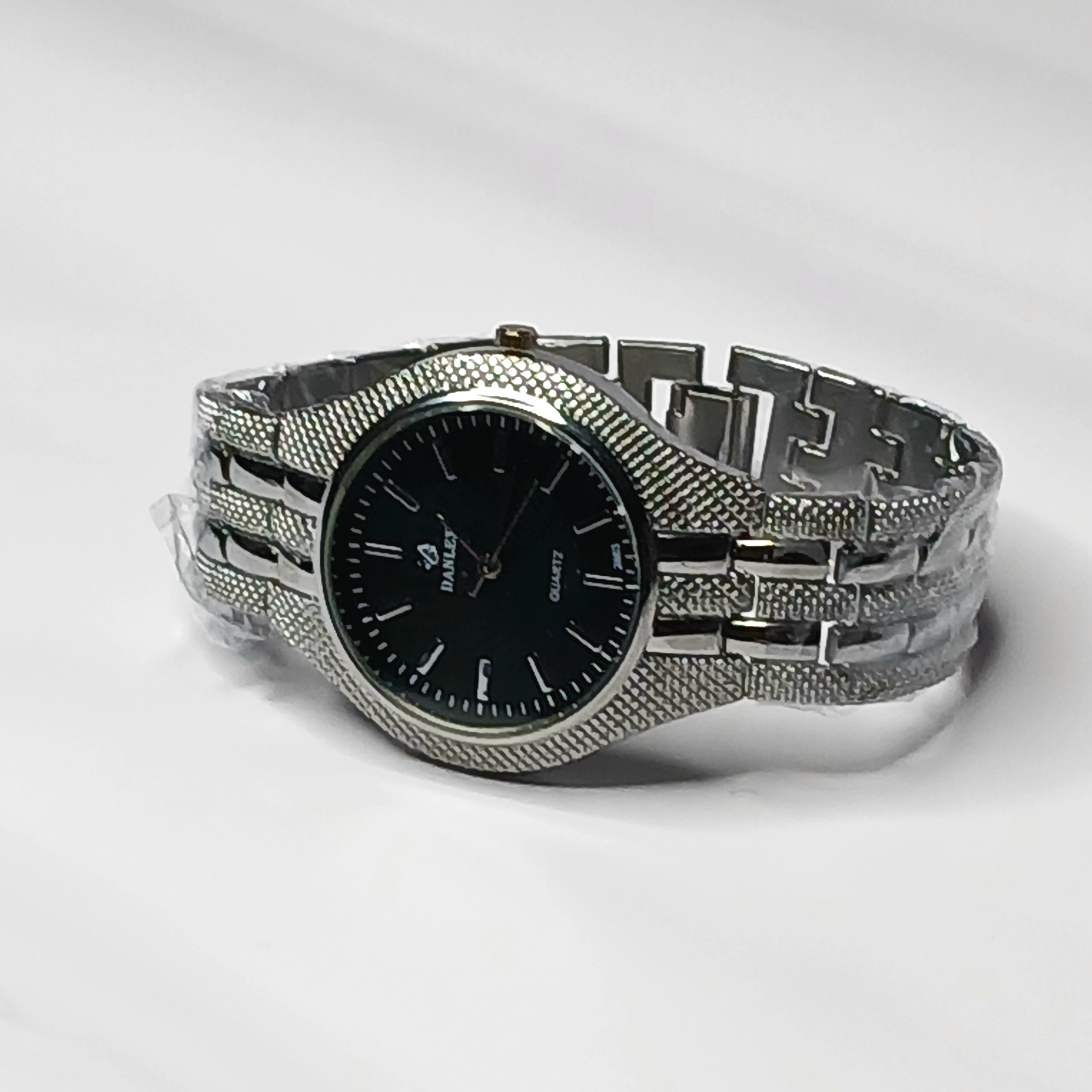 Silver Watch - Thumbnail 3